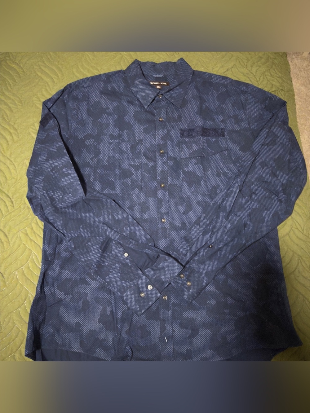 Michael Kors Men’s Long Sleeve Button-Up Shirt XXL Slim Fit Blue Camo Print